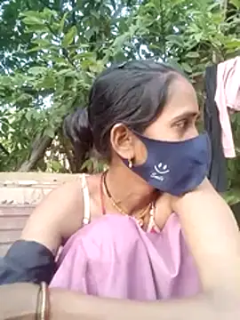 Snapshot of Mohni_Das chatting on November 20, 10:04 am Mohni Das online show from November 20, 10:04 am