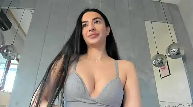 Naila18 online show from January 8, 6:52 am