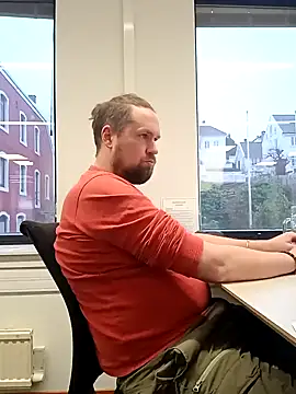 Snapshot of Tj1sen chatting on January 24, 9:49 am Tj1sen online show from January 24, 9:49 am