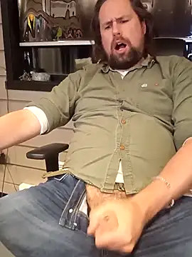 Snapshot of Tj1sen chatting on December 3, 3:43 pm Tj1sen online show from December 3, 3:43 pm