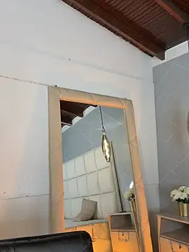 kem hott online show from January 16, 5:42 am