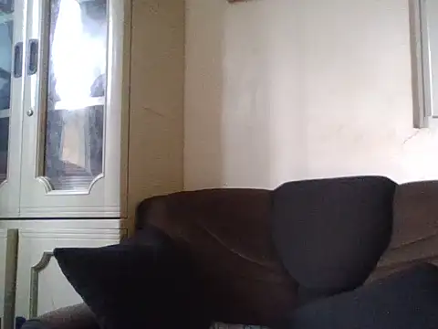 Snapshot of h0ney_lips chatting on October 15, 11:27 pm h0ney lips online show from October 15, 11:27 pm