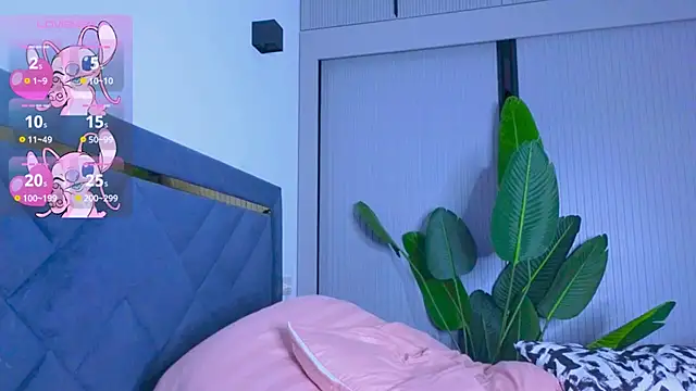 Mia Tin online show from September 27, 3:39 pm