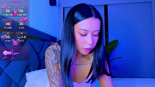 Mia Tin online show from May 3, 6:14 pm