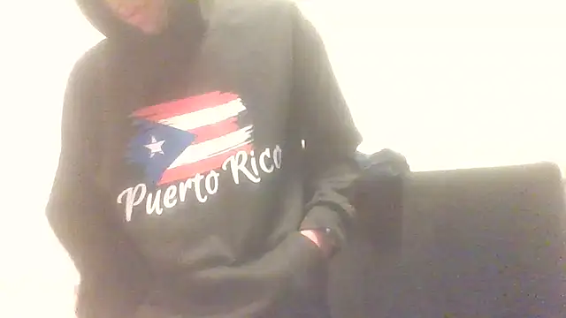 Snapshot of kingdennis6666 chatting on November 2, 3:09 am kingdennis6666 online show from November 2, 3:09 am