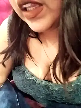 Alisha  Arora online show from January 15, 6:29 pm