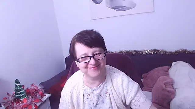 Snapshot of ChristaRose chatting on December 19, 2:18 am ChristaRose online show from December 19, 2:18 am