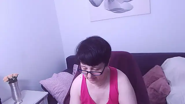 ChristaRose online show from June 30, 8:10 pm