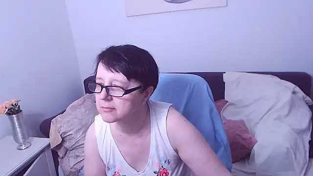 ChristaRose online show from July 4, 8:15 pm