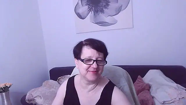 ChristaRose online show from July 19, 11:25 am