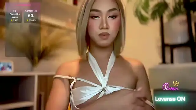 Local Hoelyx online show from April 25, 5:54 pm