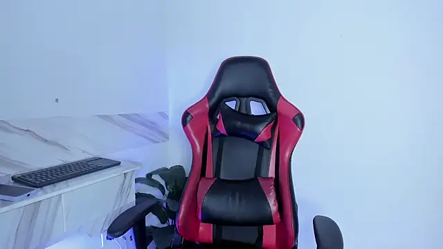  liathompsom09 online show from January 13, 12:02 pm