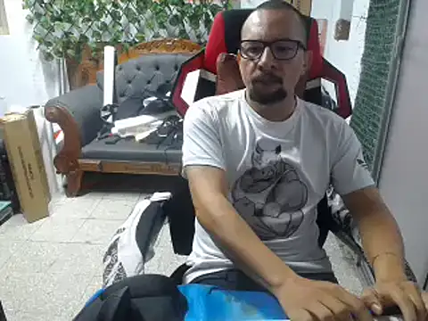 Snapshot of alexam_gal@xh chatting on January 2, 2:24 pm alexam galxh online show from January 2, 2:24 pm