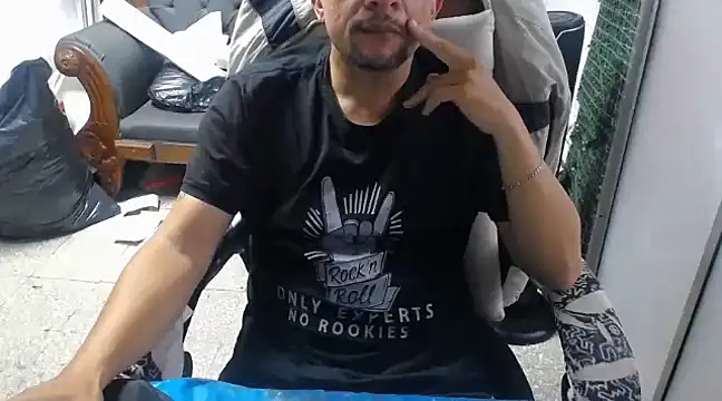 Snapshot of alexam_gal@xh chatting on February 26, 4:35 pm alexam galxh online show from February 26, 4:35 pm