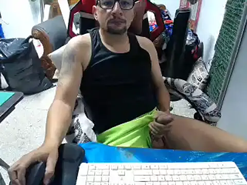 Snapshot of alexam_gal@xh chatting on March 6, 11:53 pm alexam galxh online show from March 6, 11:53 pm