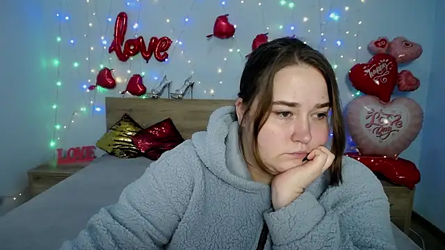 XX Daniella XX online show from February 3, 7:00 pm