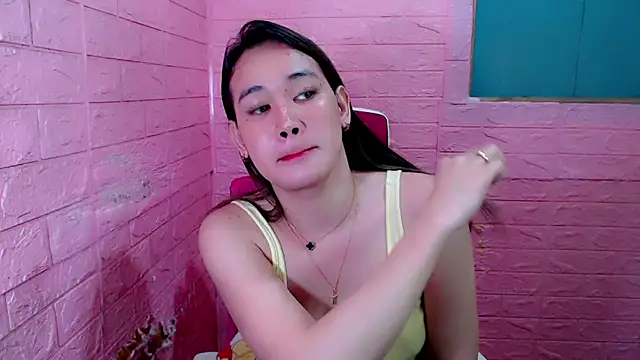 Snapshot of 9inSelfSucker chatting on February 3, 12:36 pm 9inSelfSucker online show from February 3, 12:36 pm