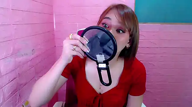 Snapshot of 9inSelfSucker chatting on March 21, 1:01 pm 9inSelfSucker online show from March 21, 1:01 pm