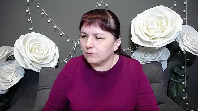 Snapshot of AliceInksSweetty chatting on November 16, 7:03 am AliceInksSweetty online show from November 16, 7:03 am