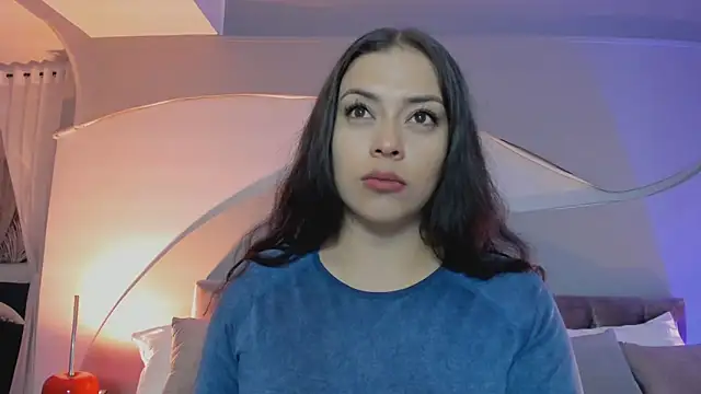 Nicolle W online show from February 27, 11:43 am