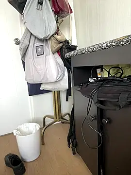 Snapshot of DulceMya6 chatting on November 4, 1:21 pm DulceMya6 online show from November 4, 1:21 pm