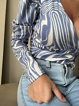 DulceMya6 online show from June 5, 1:06 pm