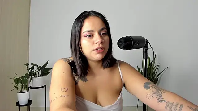 susy angel online show from November 27, 11:51 pm