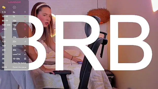 sophi cooper29 online show from March 12, 8:59 pm