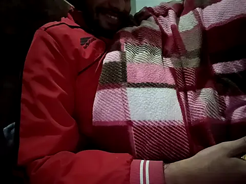 Snapshot of LoLZzZz_ chatting on December 22, 8:16 am LoLZzZz online show from December 22, 8:16 am