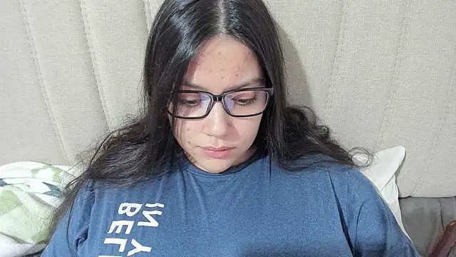 roniewester online show from February 27, 2:42 am