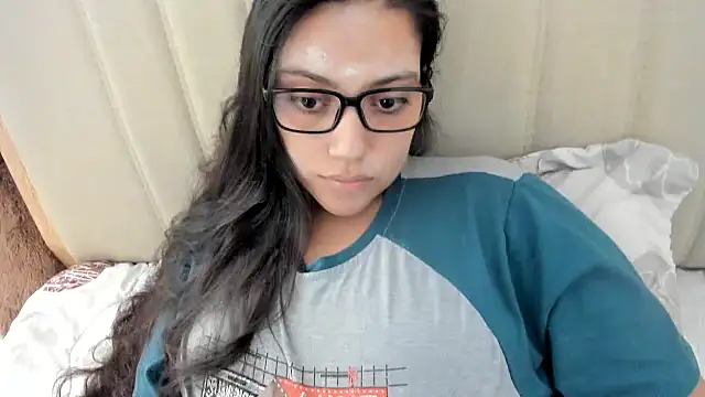 roniewester online show from November 7, 6:08 pm