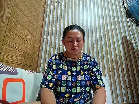 LalaiAsian online show from February 3, 12:09 am