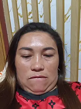 LalaiAsian online show from May 1, 11:31 pm