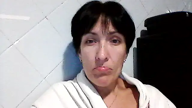 SunnyAmorre online show from September 10, 8:20 pm