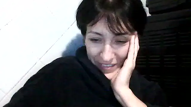 SunnyAmorre online show from October 18, 8:31 pm