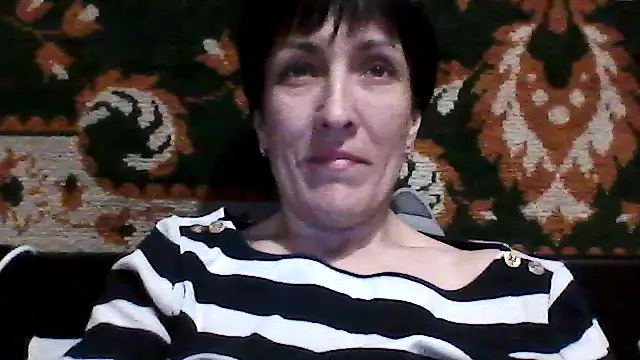 SunnyAmorre online show from May 1, 7:07 pm