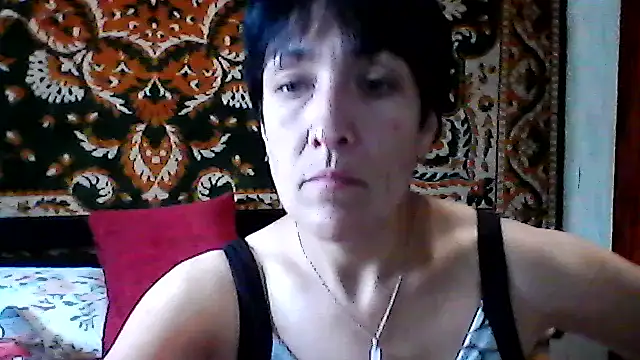 SunnyAmorre online show from June 8, 9:42 am