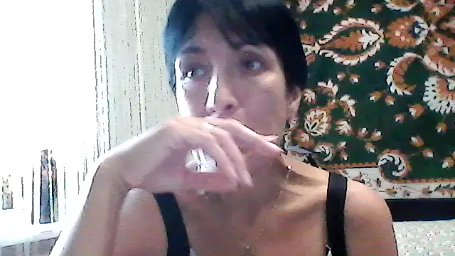 Snapshot of SunnyAmorre chatting on July 21, 8:27 am SunnyAmorre online show from July 21, 8:27 am