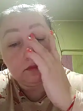 Rini333 online show from December 14, 9:30 pm