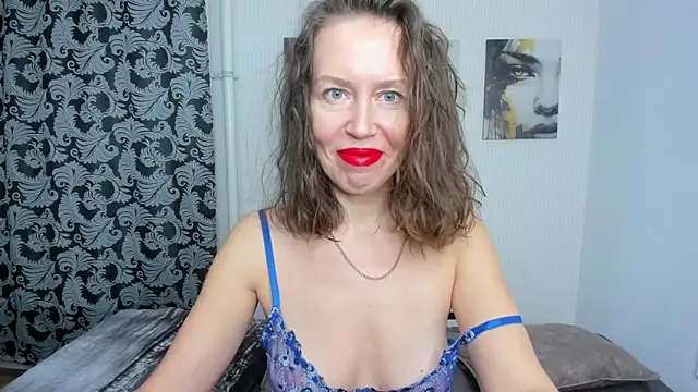 BrendaCain online show from February 3, 12:36 am