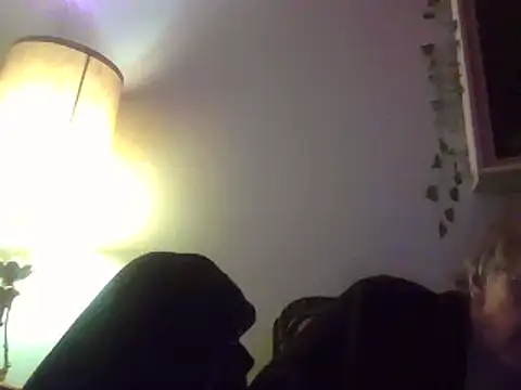 Snapshot of jck1m0t chatting on December 4, 7:39 am jck1m0t online show from December 4, 7:39 am