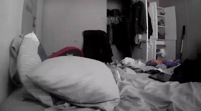 Snapshot of jck1m0t chatting on January 17, 7:38 pm jck1m0t online show from January 17, 7:38 pm