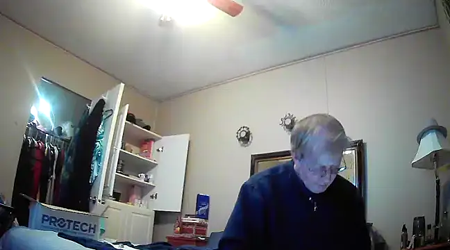 Snapshot of jck1m0t chatting on March 18, 2:58 am jck1m0t online show from March 18, 2:58 am