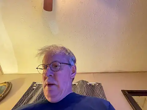 Snapshot of jck1m0t chatting on March 12, 3:34 am jck1m0t online show from March 12, 3:34 am