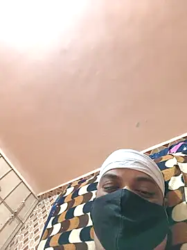 Snapshot of deshimund chatting on October 31, 3:57 pm deshimund online show from October 31, 3:57 pm