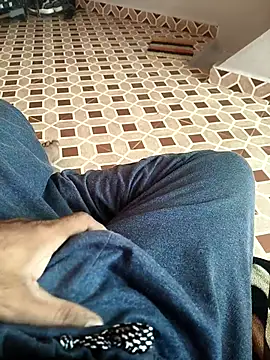 Snapshot of deshimund chatting on November 29, 3:31 am deshimund online show from November 29, 3:31 am