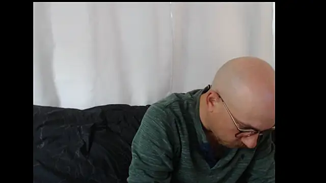 Snapshot of whiskyjane69 chatting on September 16, 10:49 am whiskyjane69 online show from September 16, 10:49 am