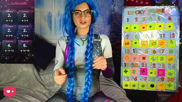 KittyMia online show from December 9, 7:50 pm