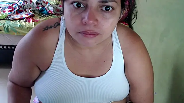 Snapshot of yulieth_bbw chatting on February 13, 12:11 pm yulieth bbw online show from February 13, 12:11 pm