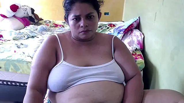 Snapshot of yulieth_bbw chatting on February 28, 3:04 pm yulieth bbw online show from February 28, 3:04 pm